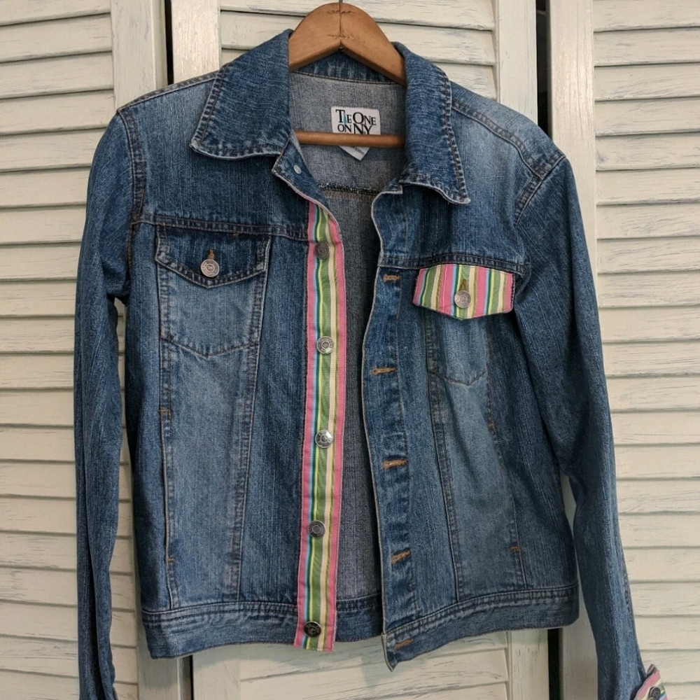 Tie one On NY Womens Size Medium Button Down Denim Jacket